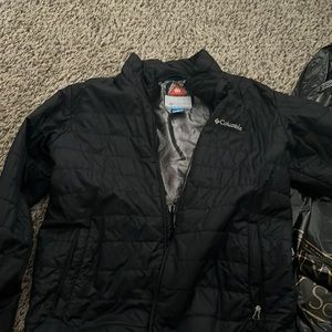 Men’s Columbia puffer Large